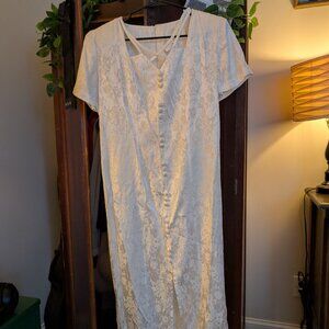 Vintage Style 3/4 Length Cream Dress with Floral Pattern